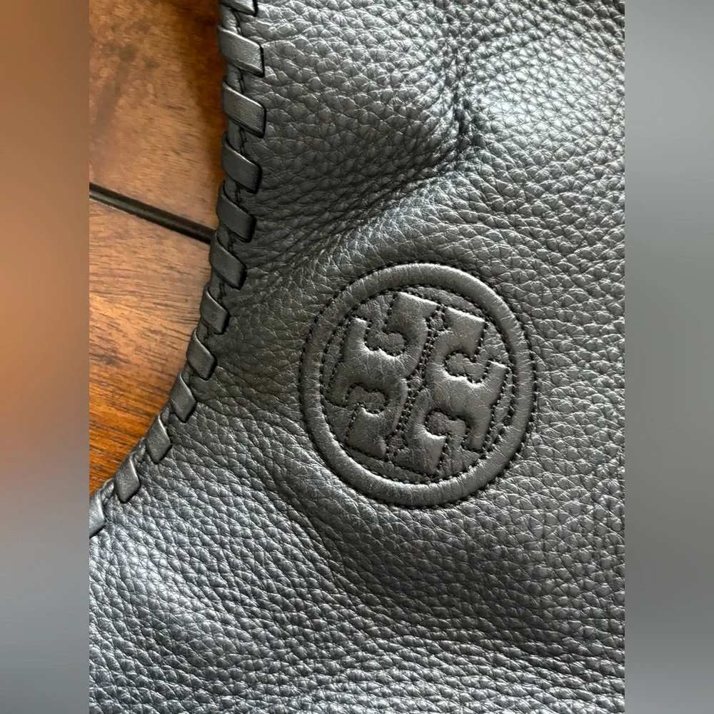 Tory Burch Marion Whipstitch Hobo bag - Picture 4 of 8